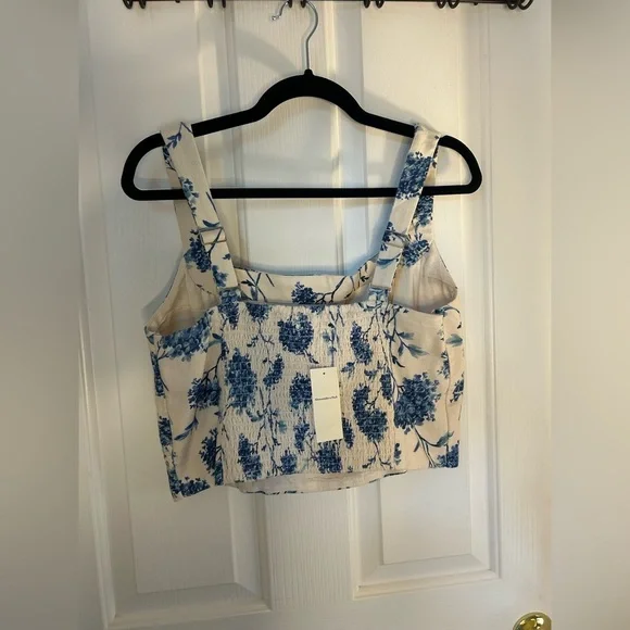 NWT Abercrombie & Fitch Blue & White Floral Crop Top Size Large - Picture 4 of 9